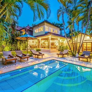  Villa Berlin - Private 6 Bdr In With Pool And Garden Indonesia